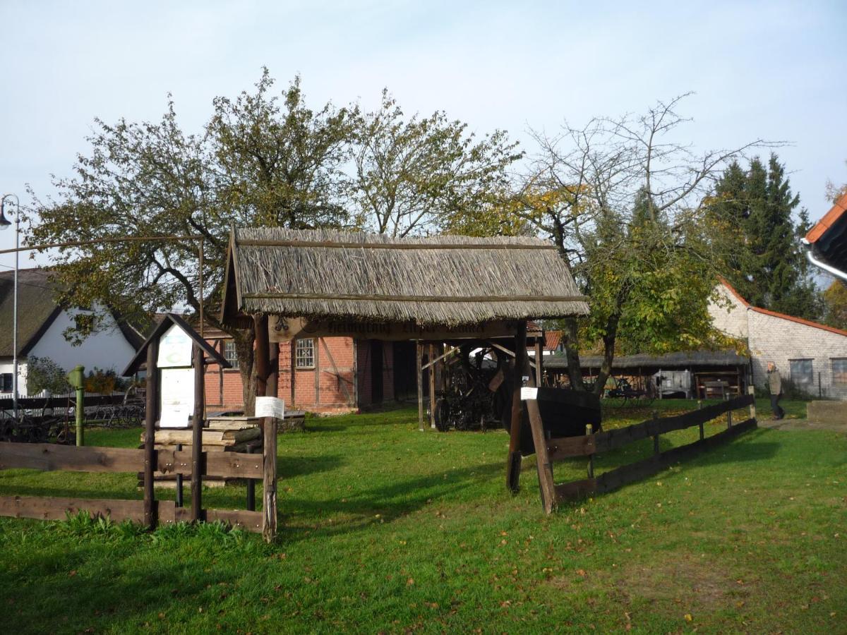 Zum Schwarzen Stiefel- Ferienwohnung Atelierhaus Rankwitz Eksteriør bilde